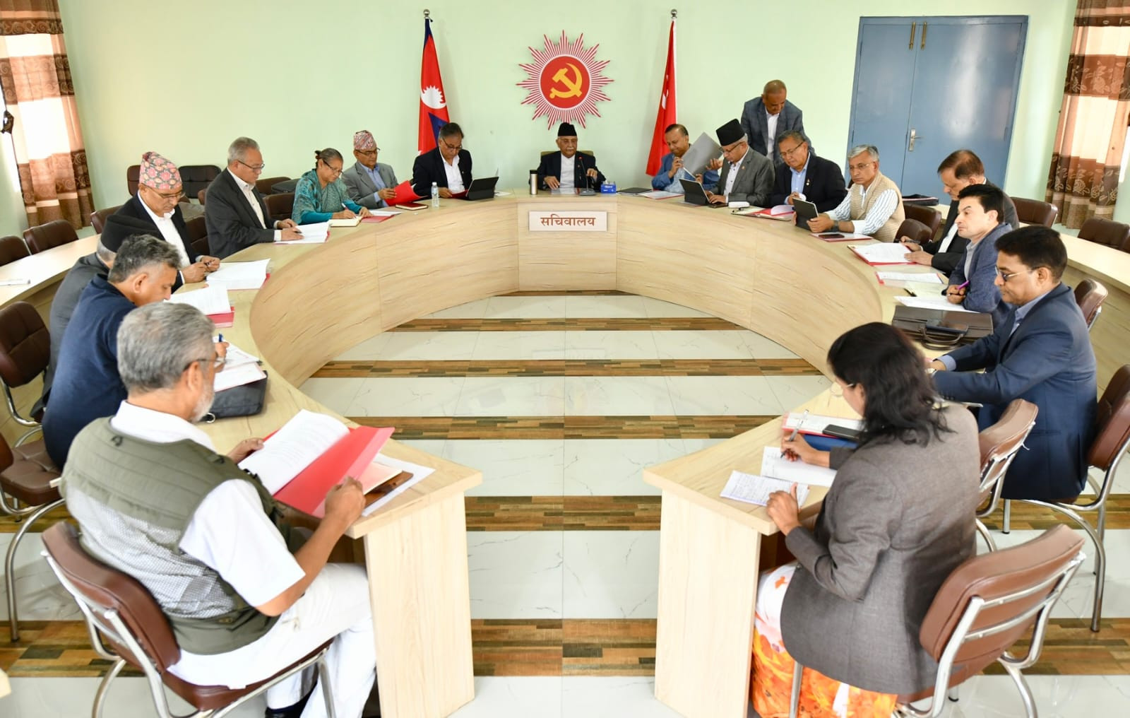 नेकपा (एमाले) को सचिवालय बैठक। फाइल तस्बिर।